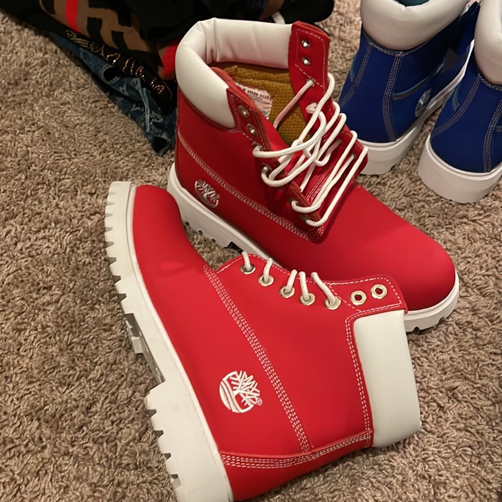 Used - Picture 2 of 2